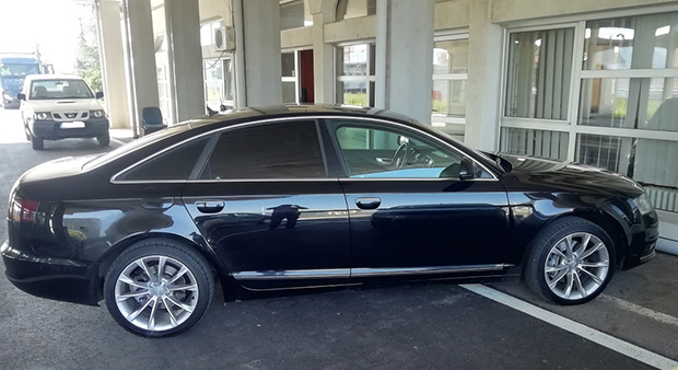 Заплењени роба и аутомобил вредни око 24.000 евра: Румун шверцовао сатове и електронске уређаје